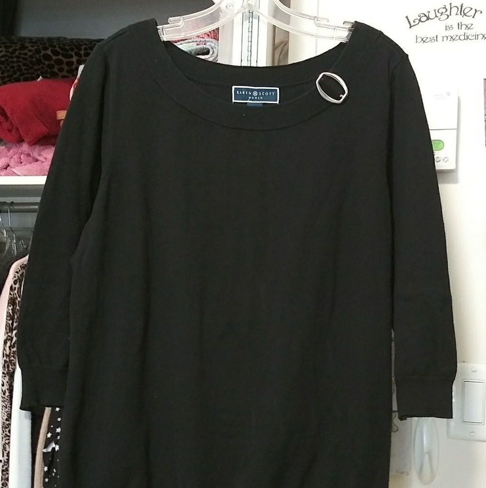 Karen Scott women's knit blouse